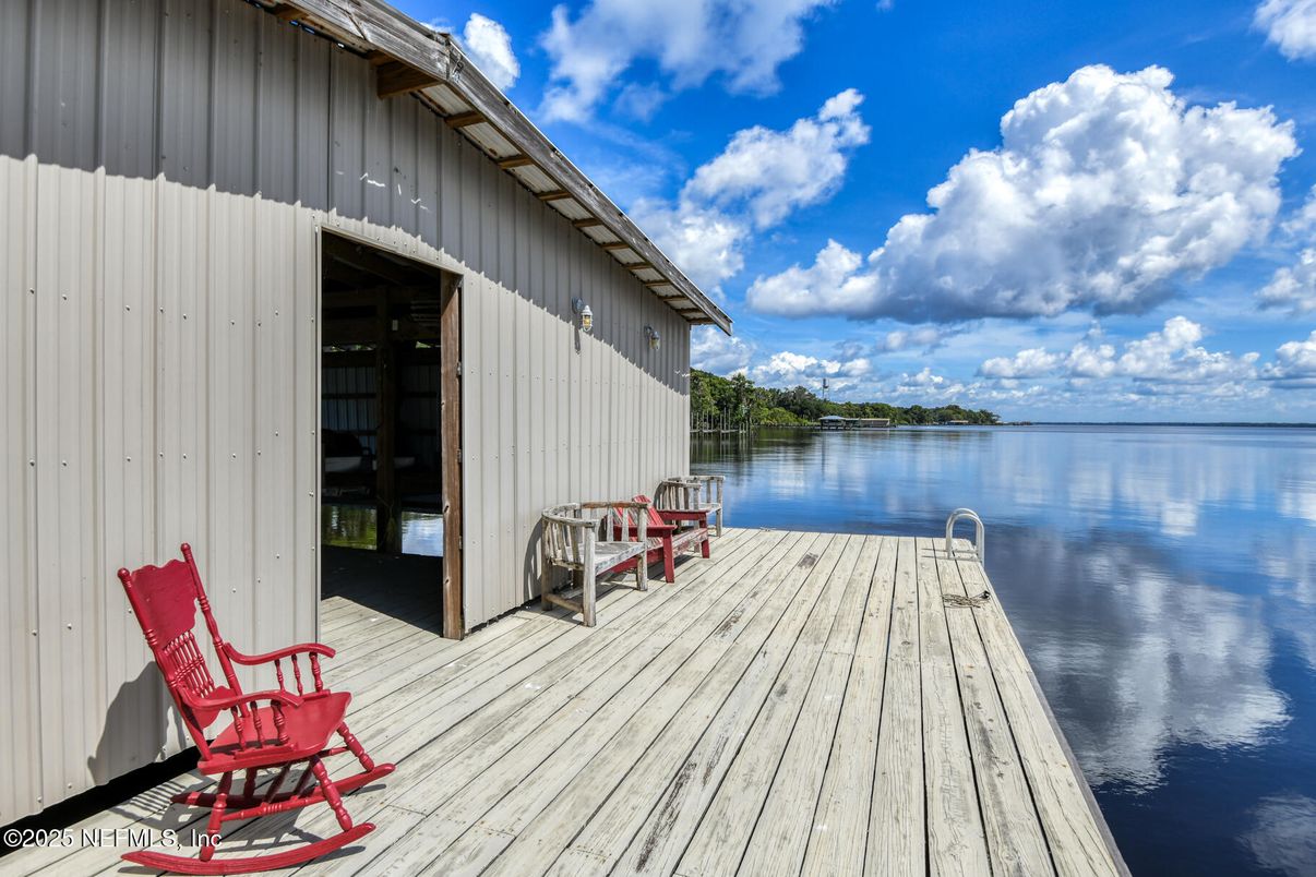 Exterior, Water