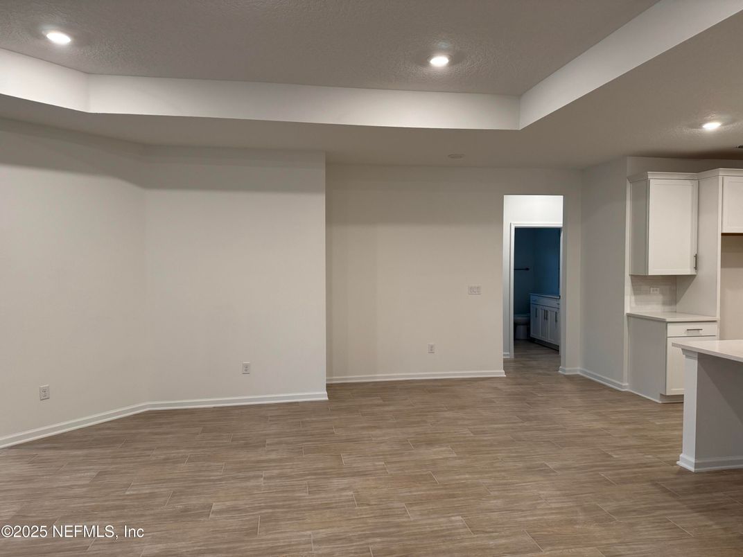 Empty room, Interior, Recessed Lighting, Wood Texture Flooring