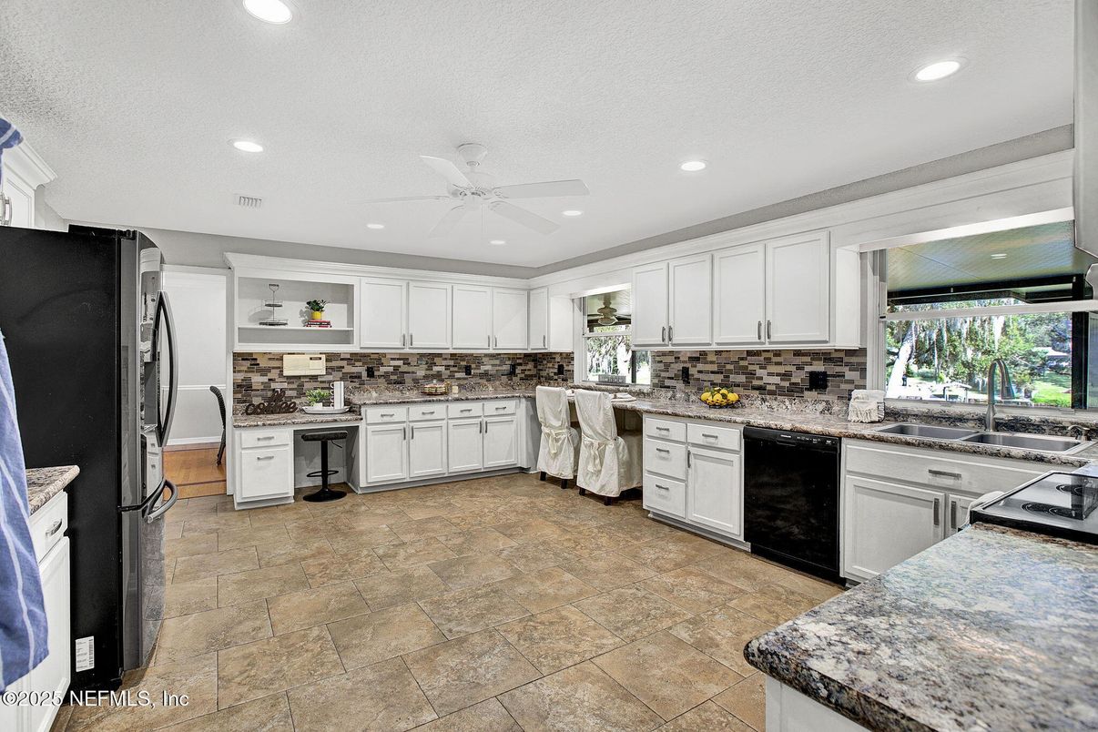 Interior, Kitchen, Recessed Lighting