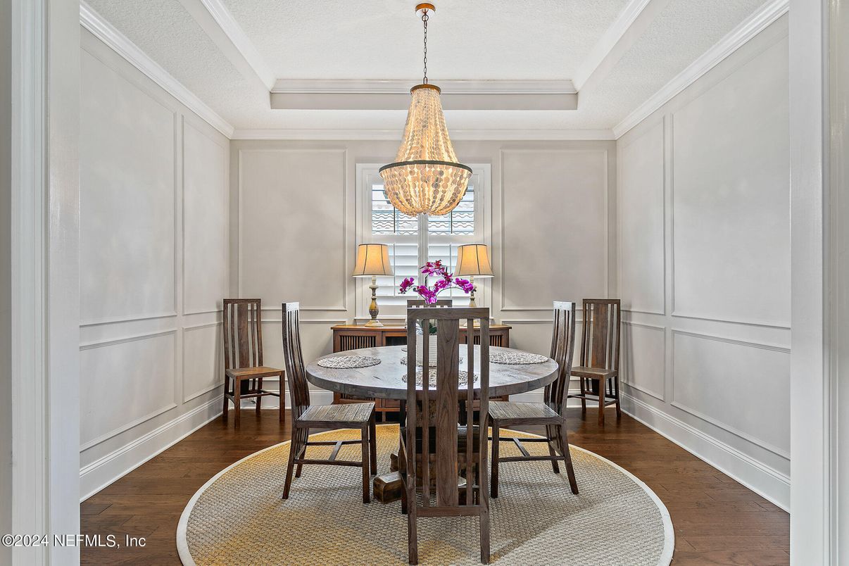 Chandelier, Dining room, Interior, Wood Texture Flooring