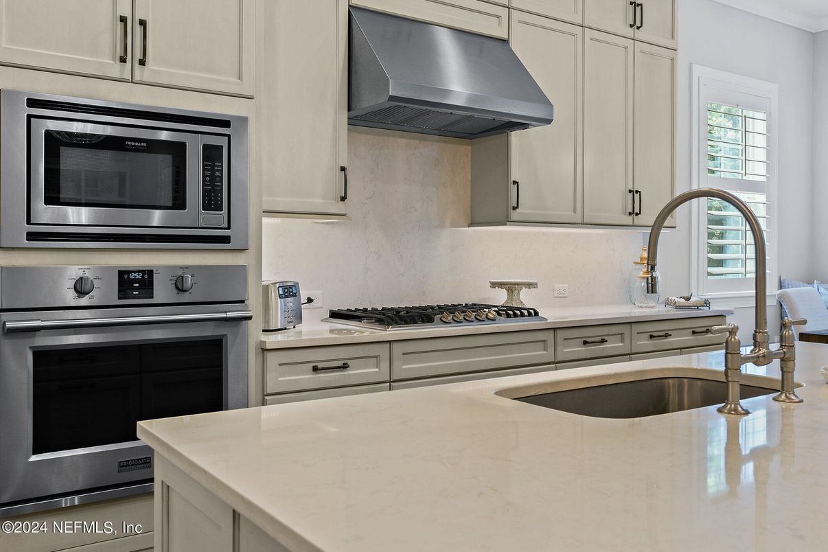 Interior, Kitchen, Stainless Steel Appliances