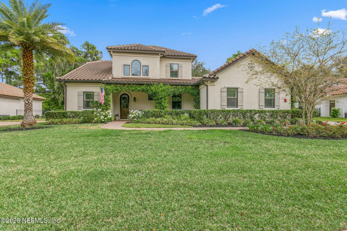 Backyard, Exterior, Facade, Mediterranean