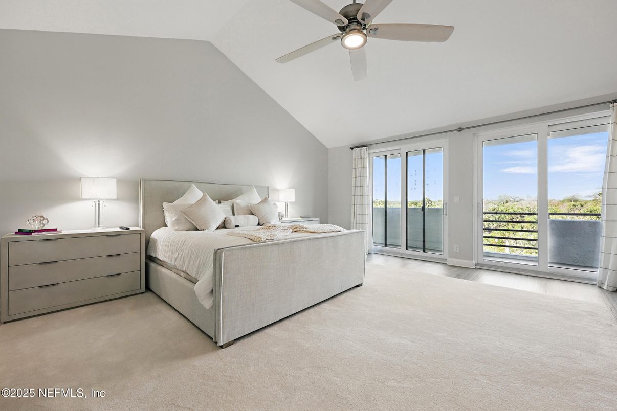 Bedroom, Interior, Water