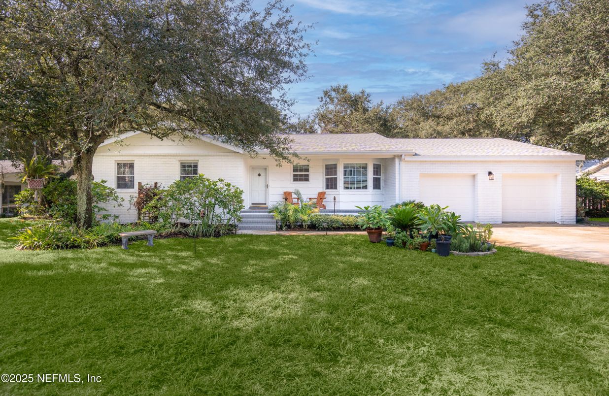 Attached, Backyard, Exterior, Facade, Ranch