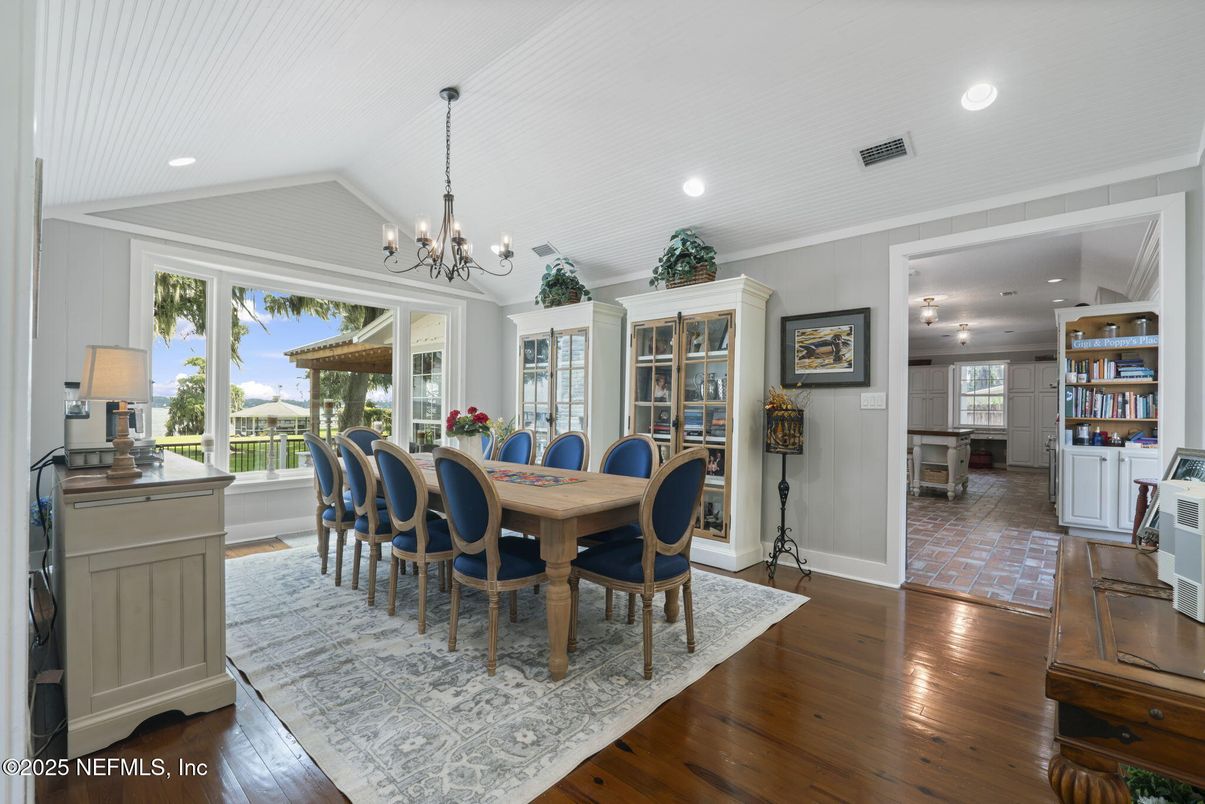 Chandelier, Dining room, Interior, Recessed Lighting, Wood Texture Flooring