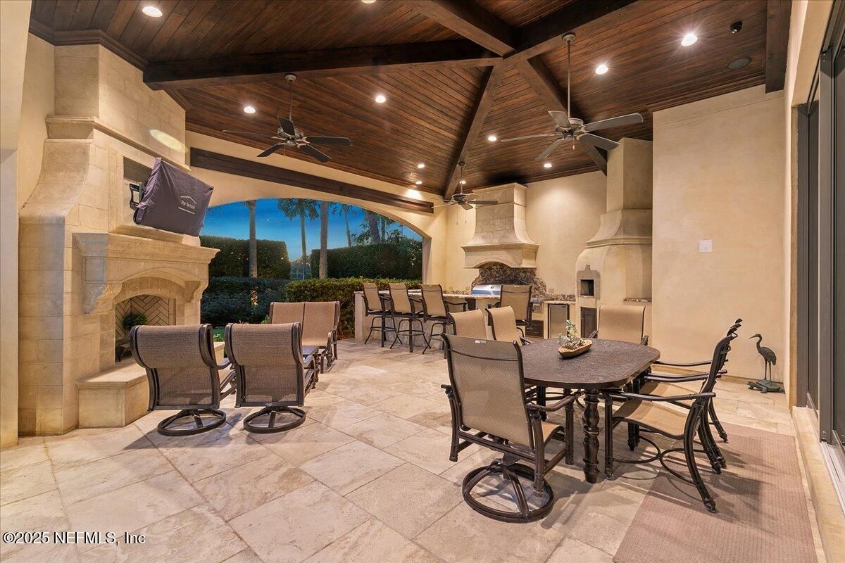 Dining room, Exterior, Fireplace, Recessed Lighting, Wooden Beams, Wooden Ceilings