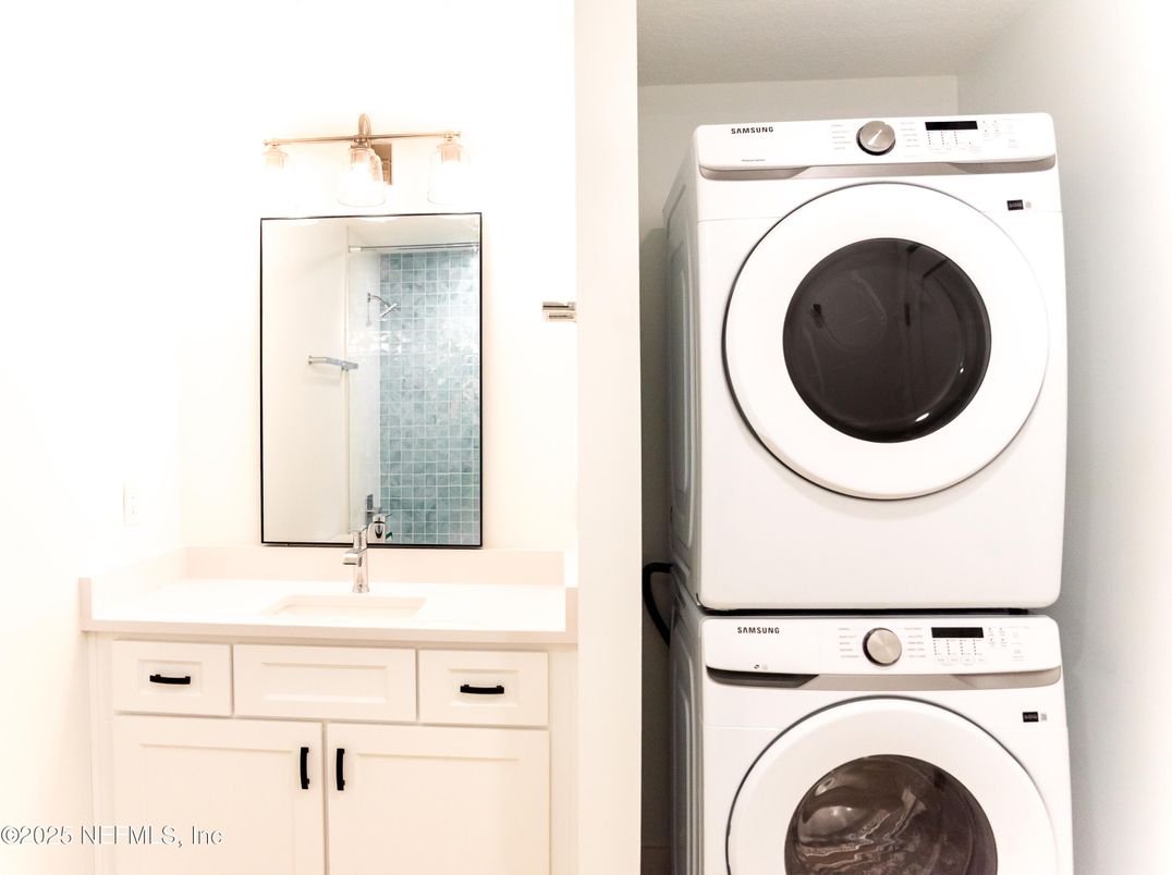 Interior, Utility Closets, Washer