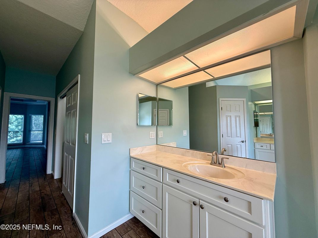 Bathroom, Dual Sink Vanities, Interior, Wood Texture Flooring
