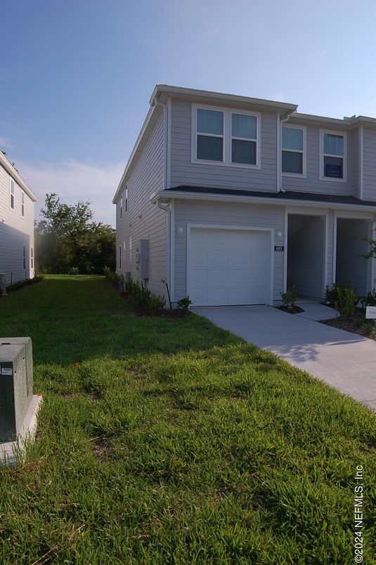 Attached, Backyard, Exterior, Facade, Rowhouse