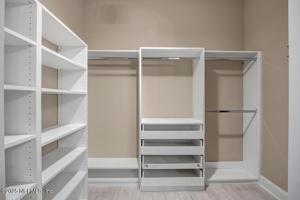 Interior, Walk-in Closets, Wood Texture Flooring