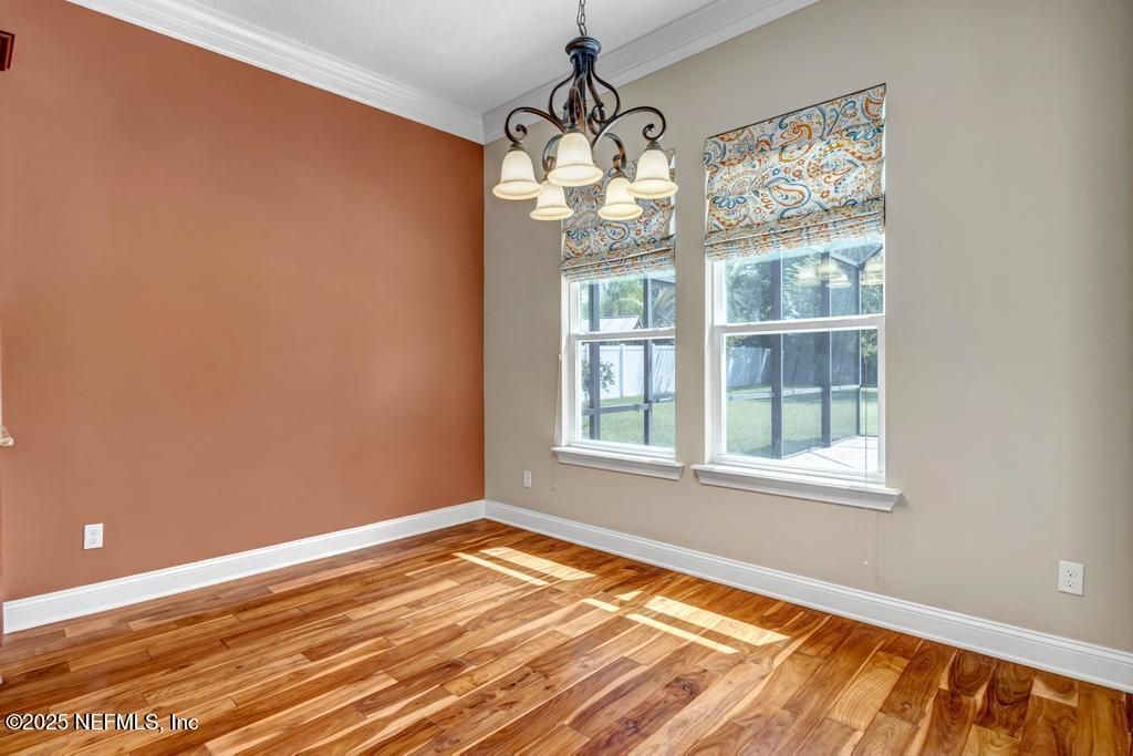 Chandelier, Empty room, Interior, Wood Texture Flooring