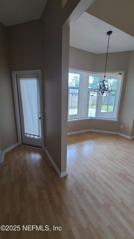 Empty room, Interior, Pendant Lights, Wood Texture Flooring