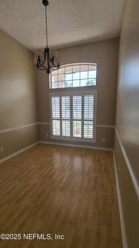 Chandelier, Empty room, Interior, Wood Texture Flooring