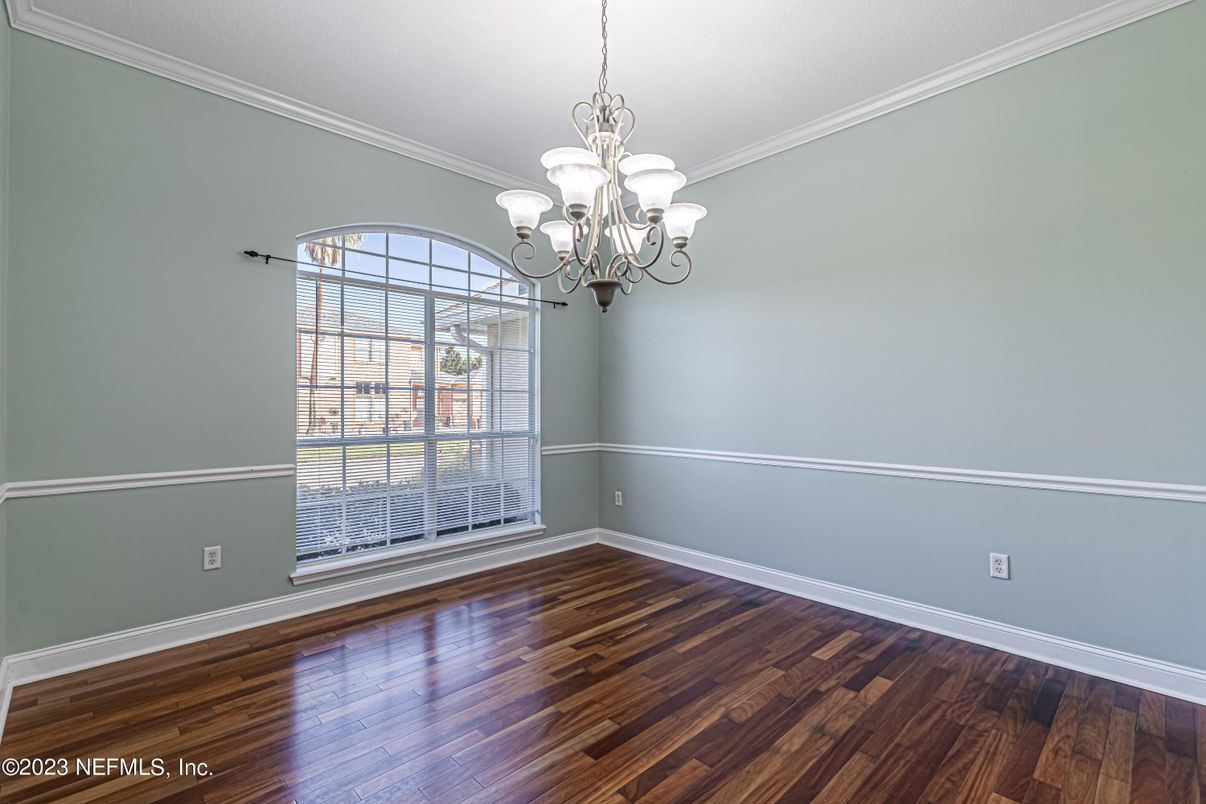 Chandelier, Empty room, Interior, Wood Texture Flooring