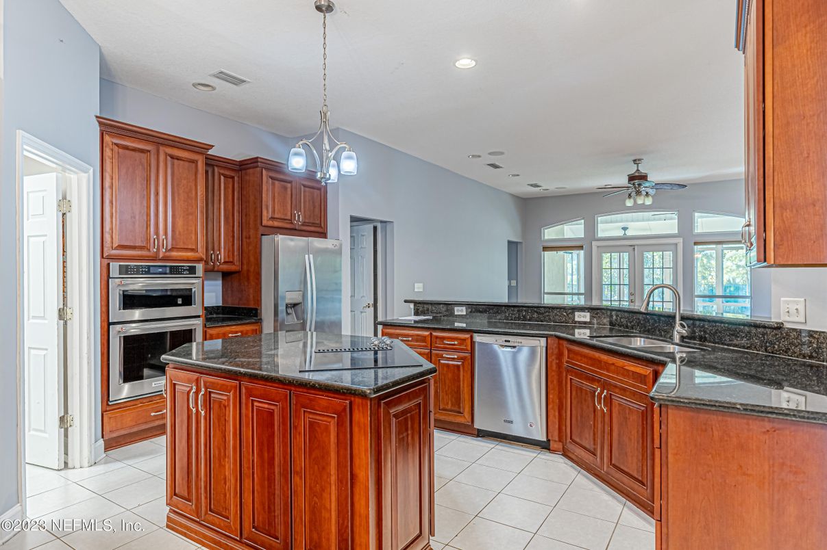 Interior, Kitchen, Pendant Lights, Recessed Lighting, Stainless Steel Appliances