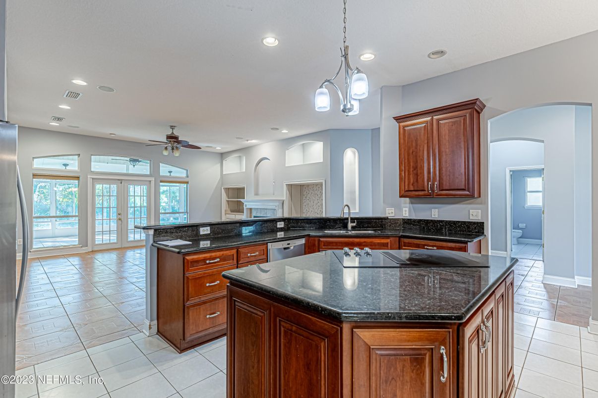 Interior, Kitchen, Pendant Lights, Recessed Lighting