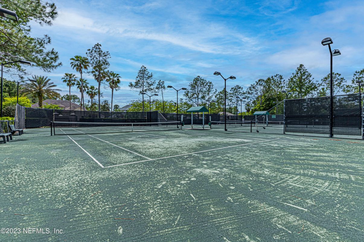 Exterior, Tennis Courts