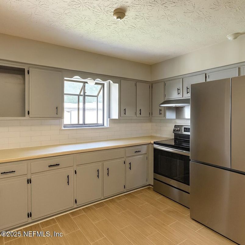 Interior, Kitchen, Stainless Steel Appliances, Wood Texture Flooring