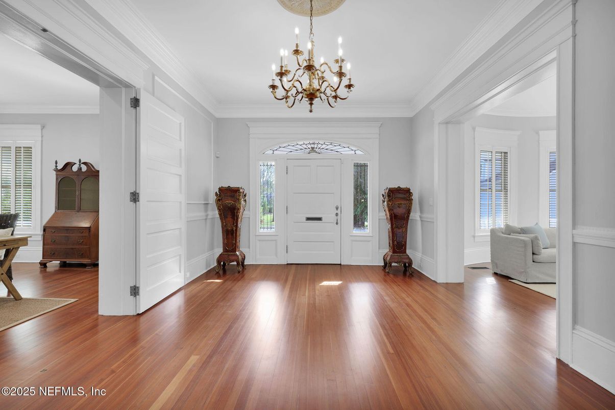 Chandelier, Interior, Wood Texture Flooring