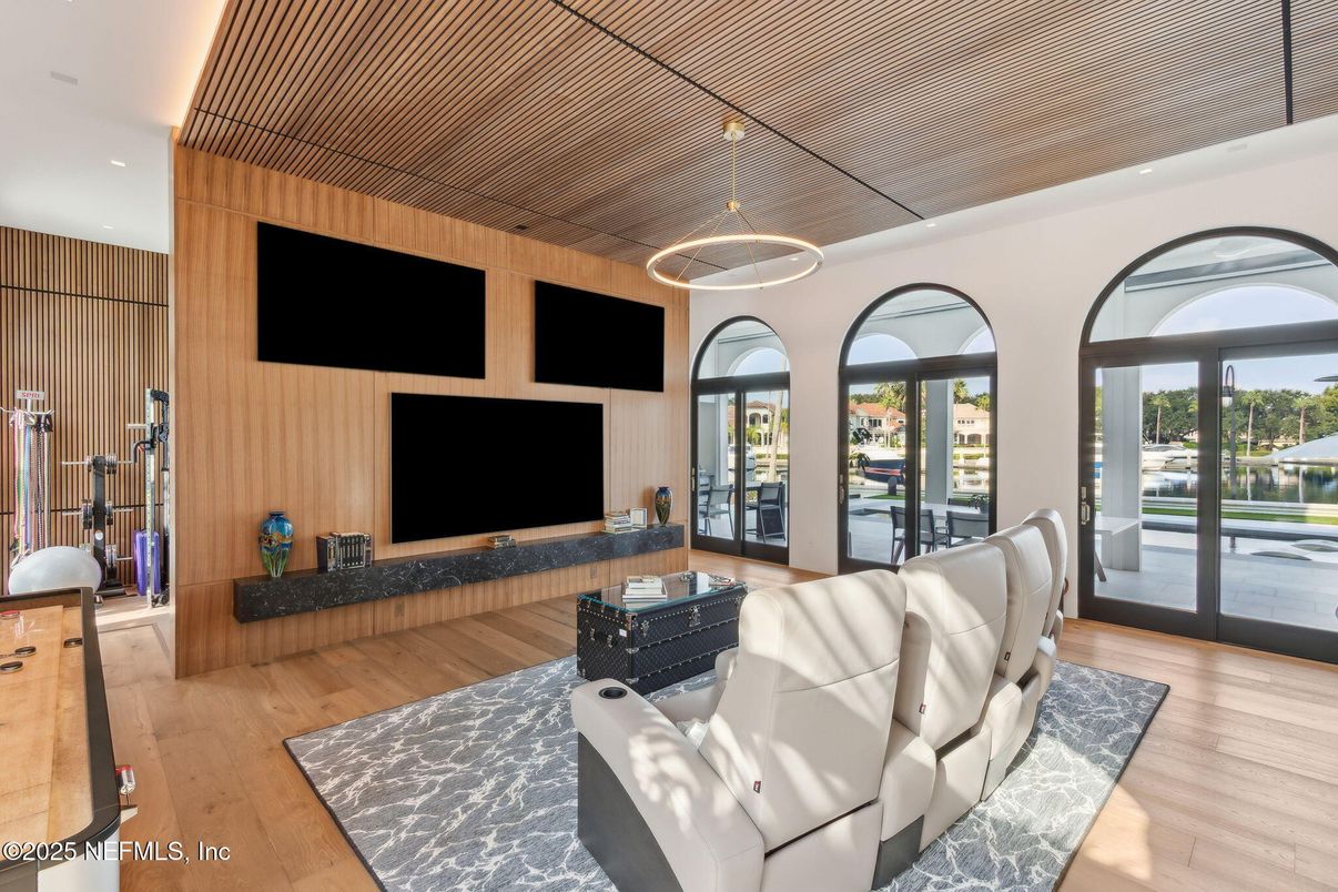 Interior, Living room, Pendant Lights, Recessed Lighting, Wood Texture Flooring, Wooden Walls