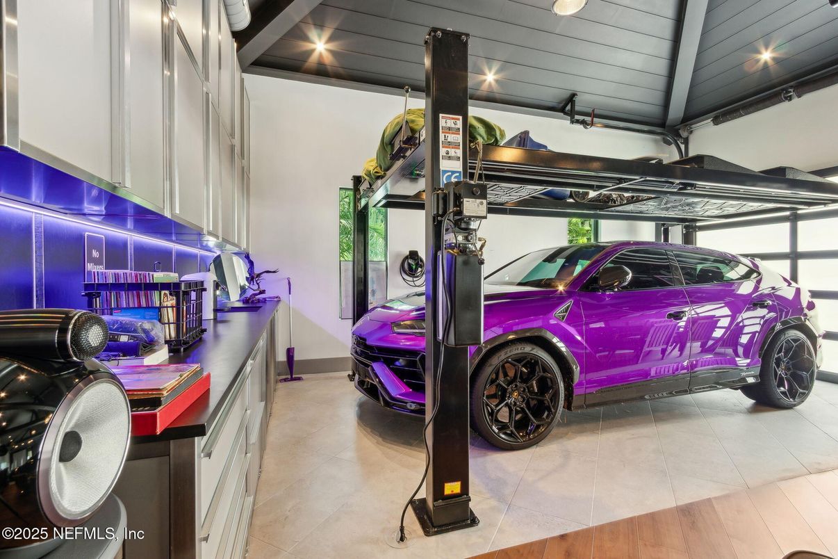 Garage, Interior, Recessed Lighting