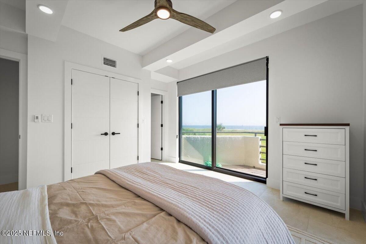 Bedroom, Interior, Recessed Lighting, Water