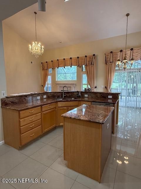 Chandelier, Interior, Kitchen, Pendant Lights