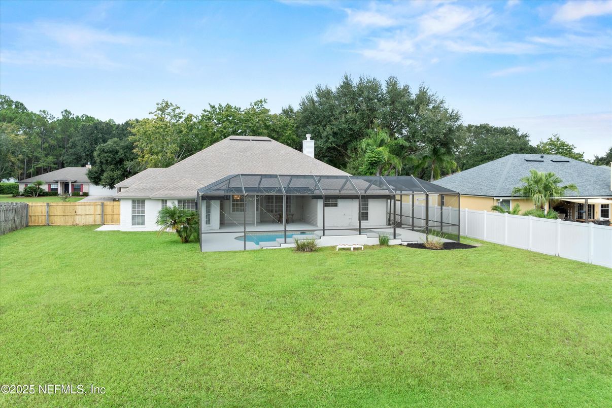 Backyard, Exterior