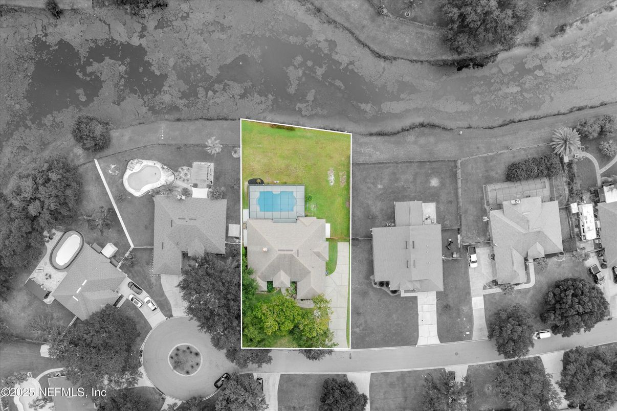 Exterior, Drone