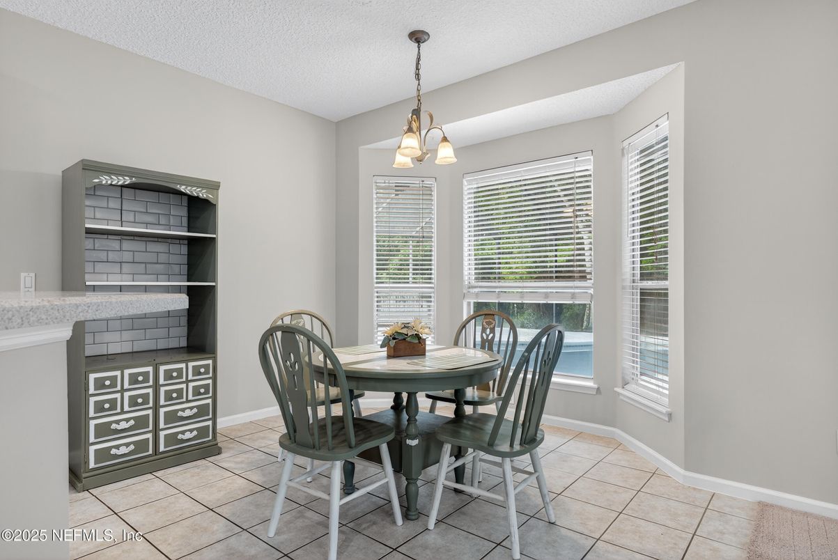 Dining room, Interior, Pendant Lights