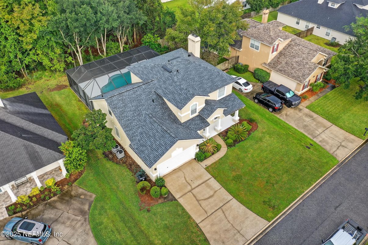 Exterior, Drone