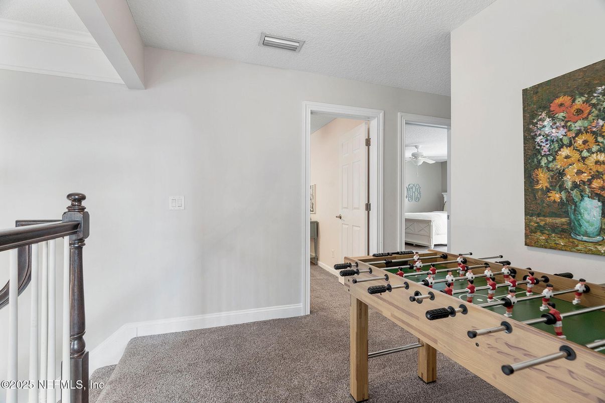 Game Room, Interior