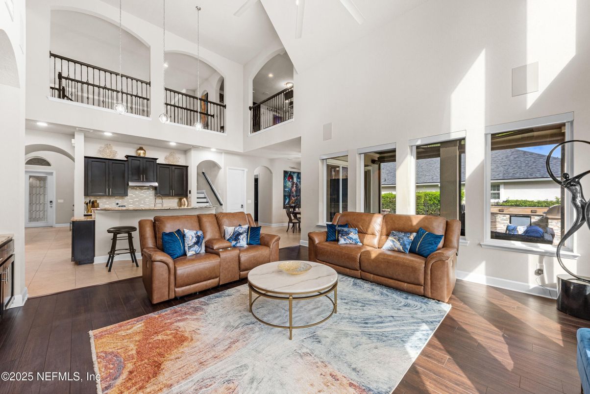 Interior, Kitchen, Living room, Pendant Lights, Recessed Lighting, Wood Texture Flooring
