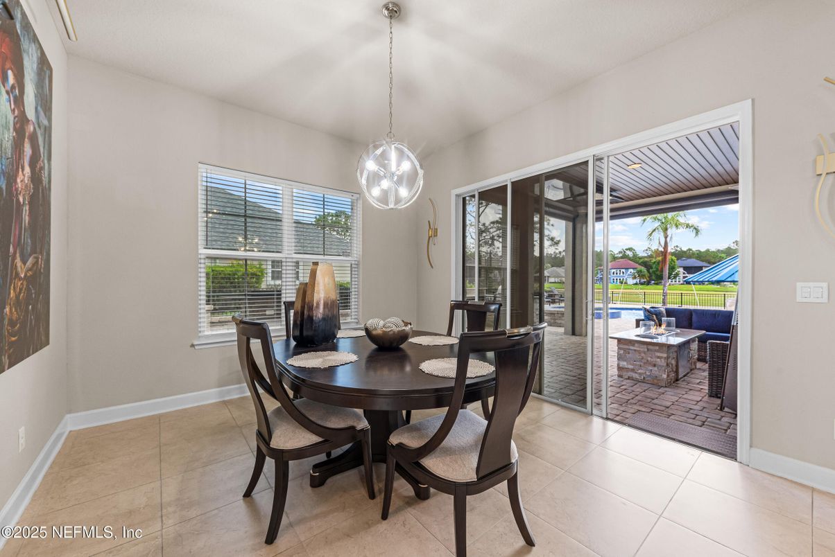 Dining room, Interior, Pendant Lights
