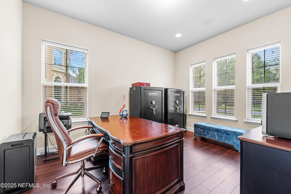 Home Office, Interior, Recessed Lighting, Wood Texture Flooring