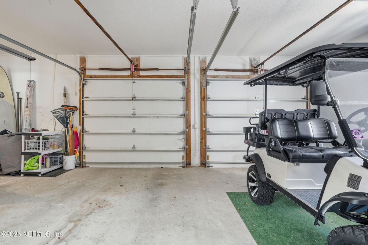 Garage, Interior