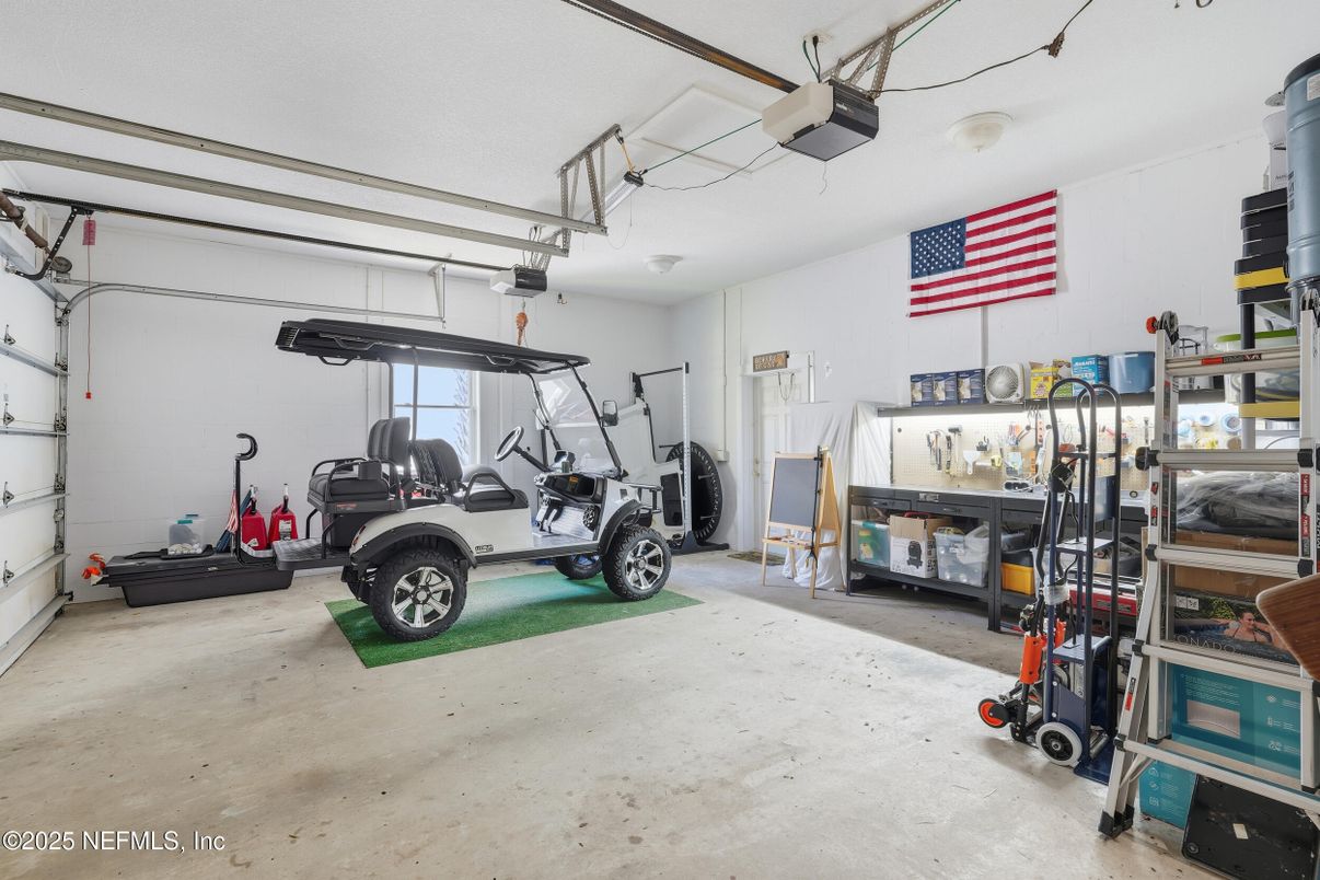 Fitness Equipment, Garage, Interior