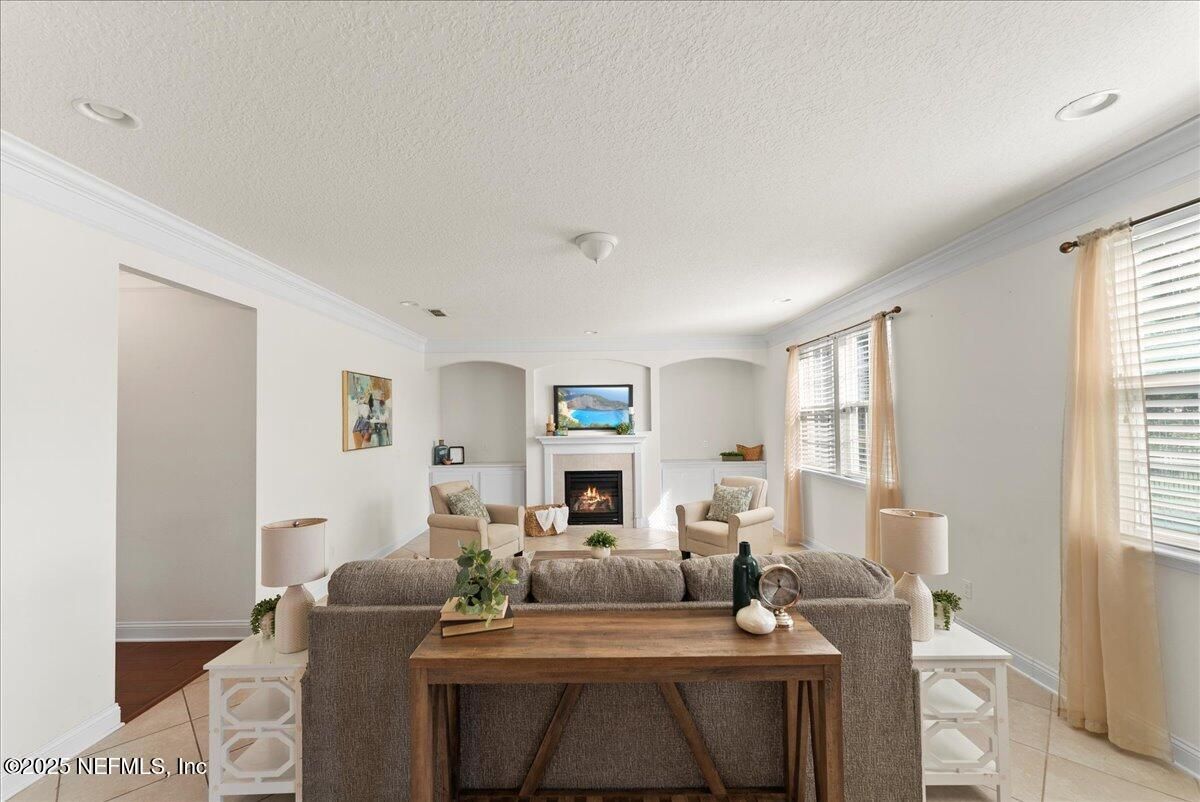 Fireplace, Interior, Living room, Recessed Lighting