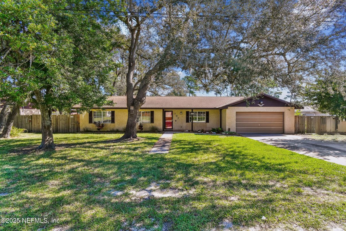 Attached, Backyard, Exterior, Facade, Ranch