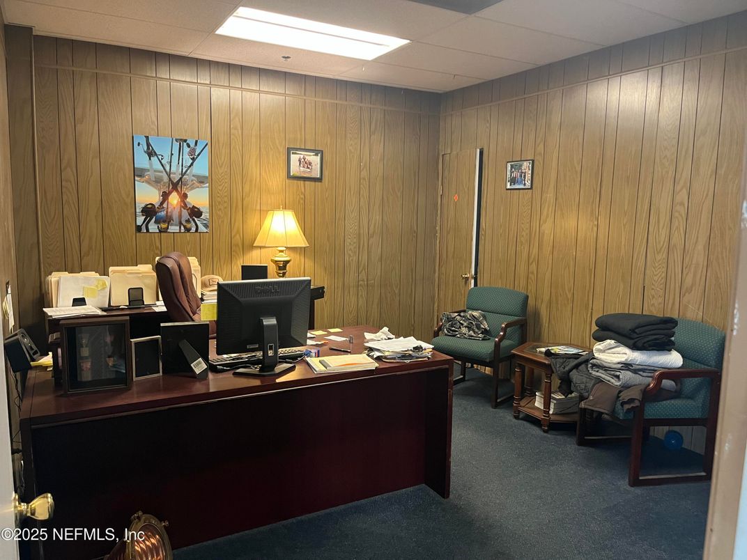 Home Office, Interior, Recessed Lighting, Wooden Walls