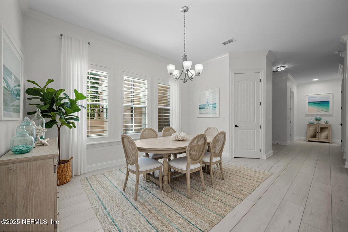 Chandelier, Dining room, Interior, Recessed Lighting, Wood Texture Flooring