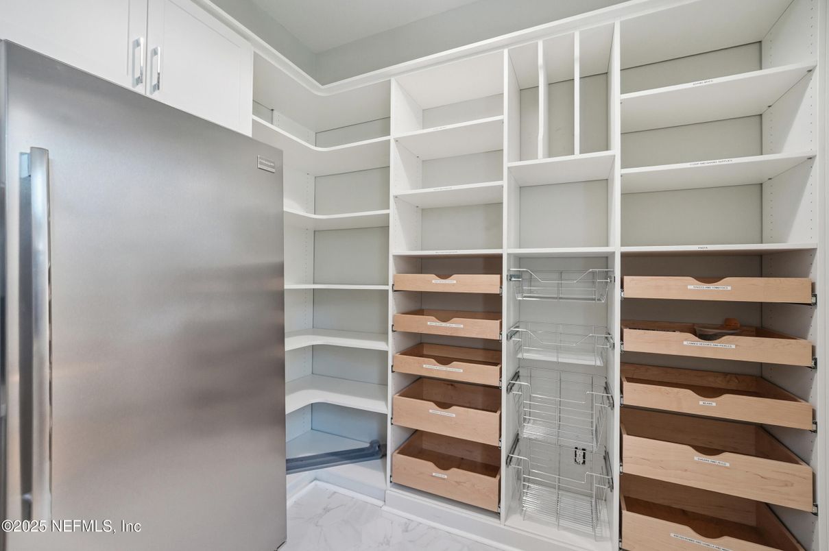 Interior, Marble, Walk-in Closets