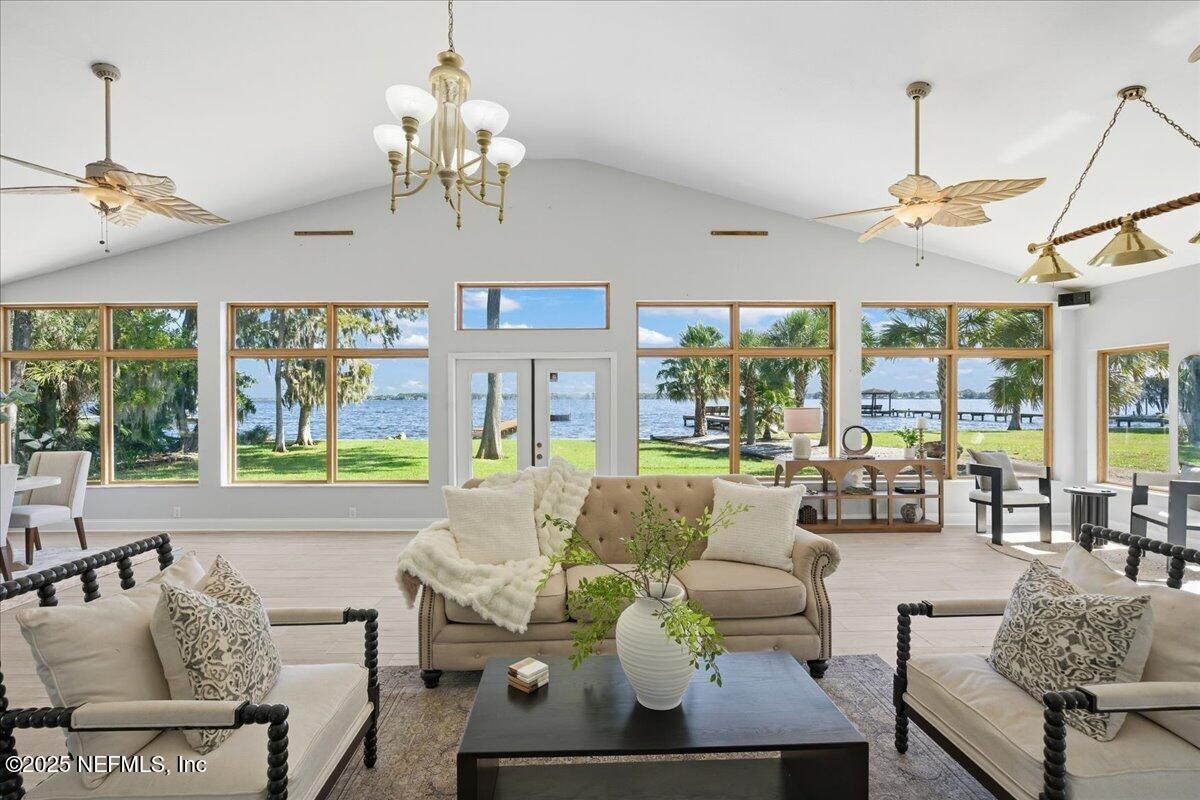 Chandelier, Interior, Living room, Pendant Lights, Water, Wood Texture Flooring
