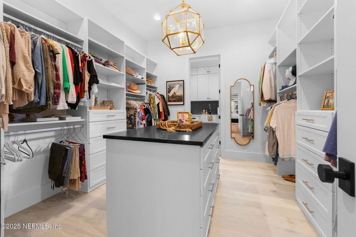 Interior, Pendant Lights, Recessed Lighting, Walk-in Closets, Wood Texture Flooring
