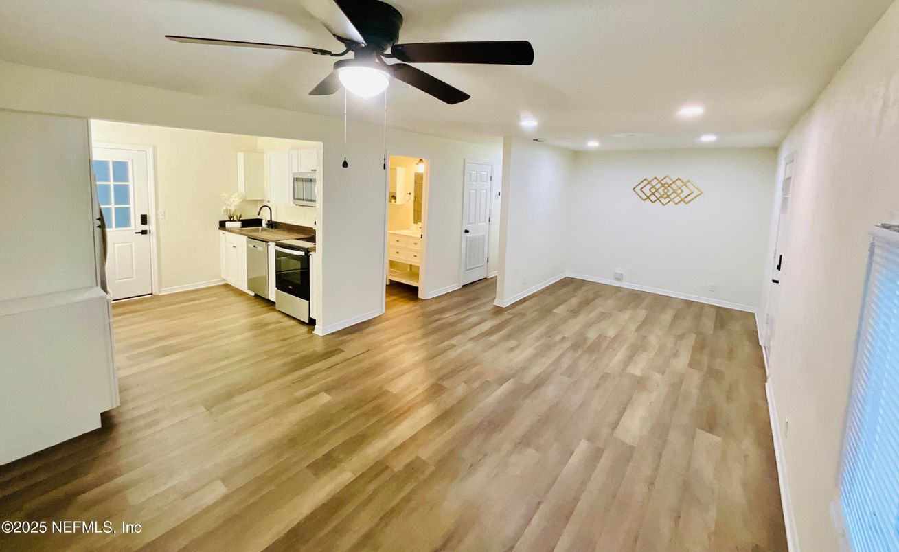 Interior, Kitchen, Recessed Lighting, Wood Texture Flooring