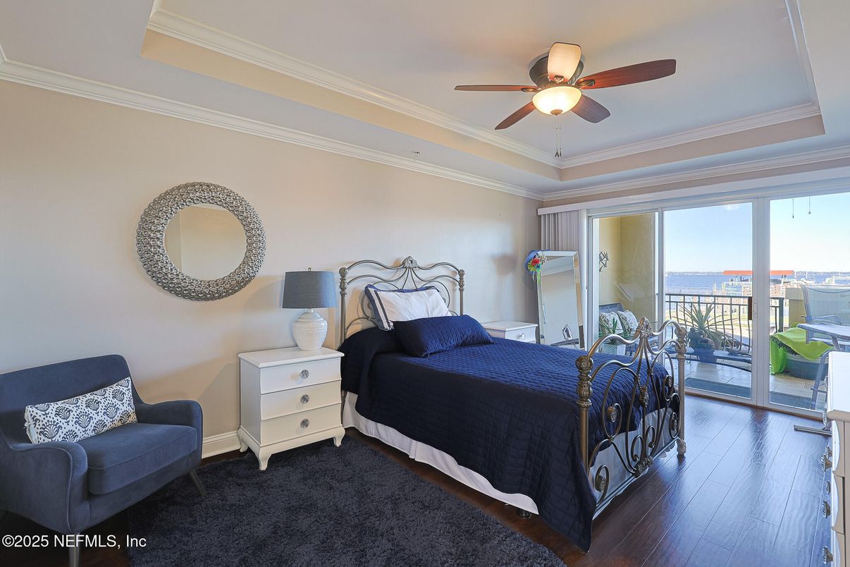 Bedroom, Interior, Water, Wood Texture Flooring