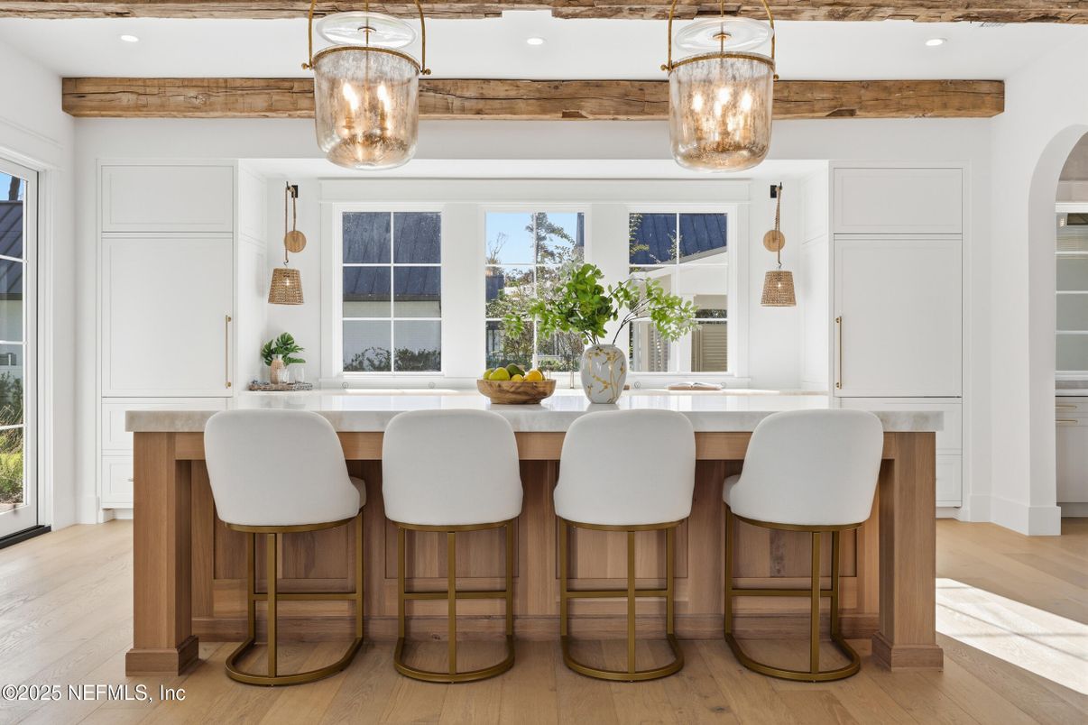 Interior, Pendant Lights, Recessed Lighting, Wood Texture Flooring