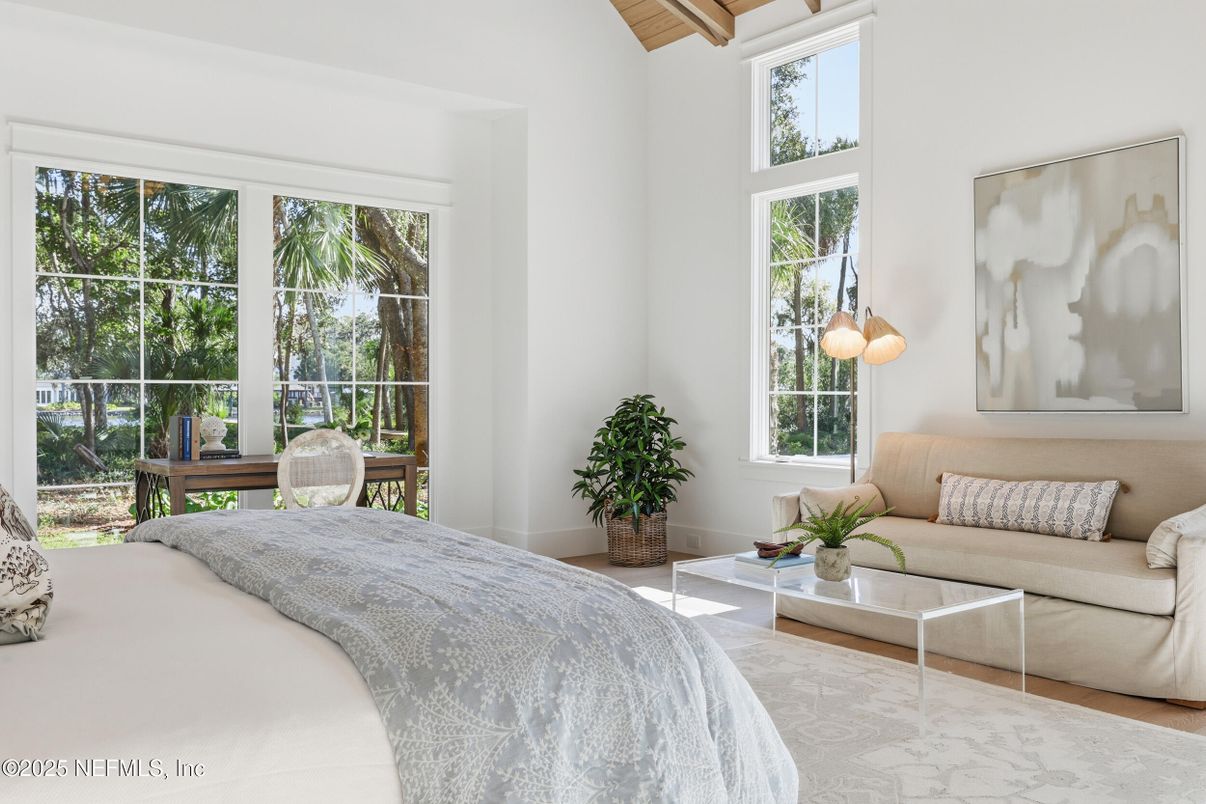 Bedroom, Interior, Wooden Beams, Wooden Ceilings