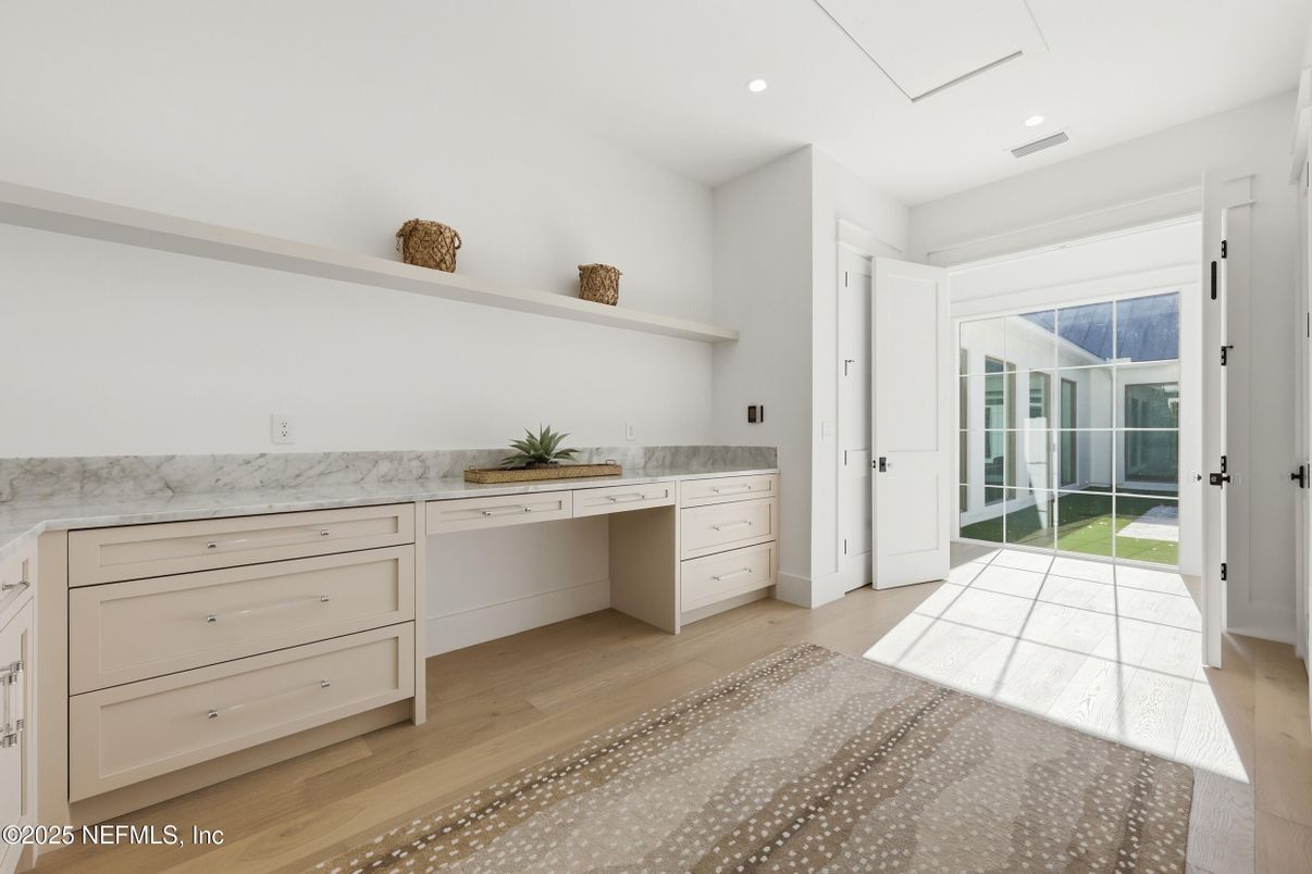 Bathroom, Interior, Recessed Lighting, Wood Texture Flooring