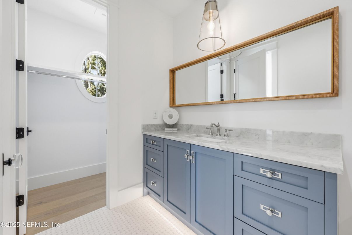 Bathroom, Dual Sink Vanities, Interior, Wood Texture Flooring